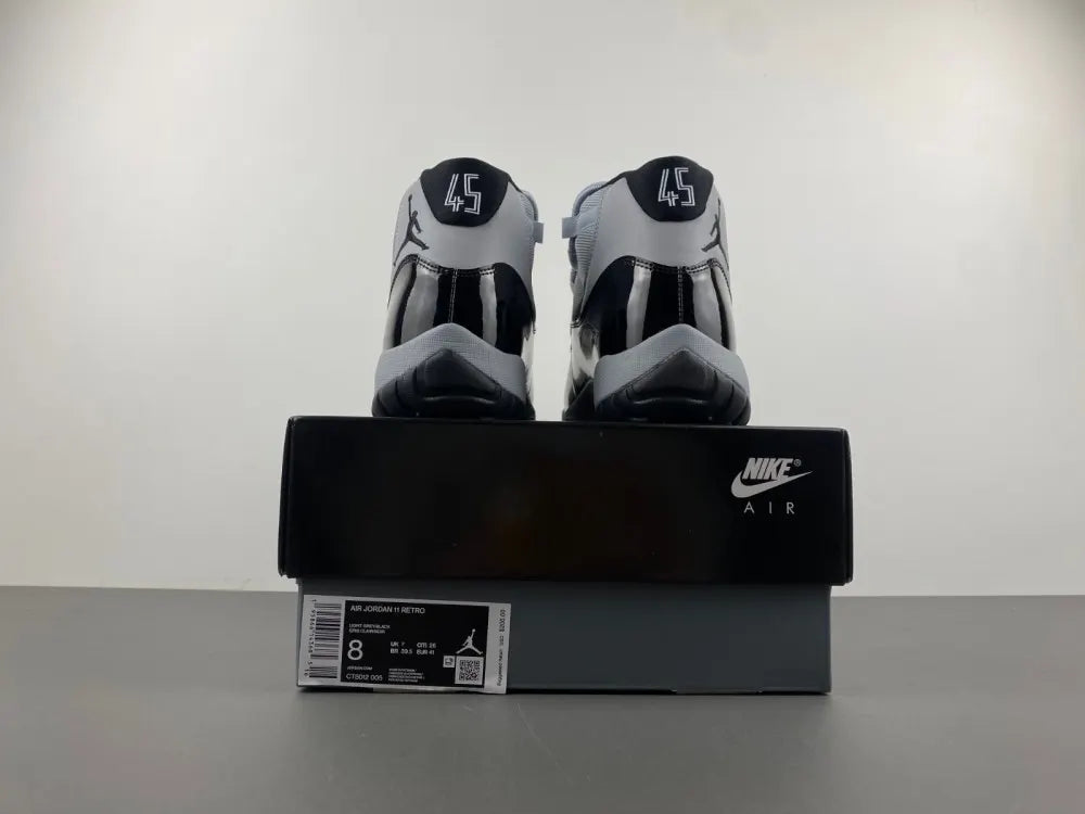 Air Jordan 11 Retro Grey/Black - Hình 3