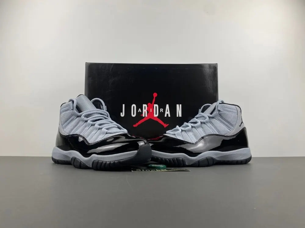 Air Jordan 11 Retro Grey/Black - Hình 5
