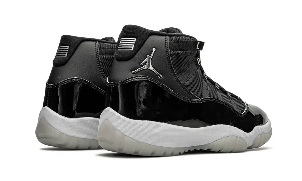 retro black Air Jordan 11 Cap and Gown - Hình 2