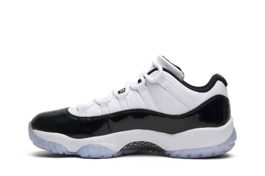 Jordan 11 Emerald - Hình 2
