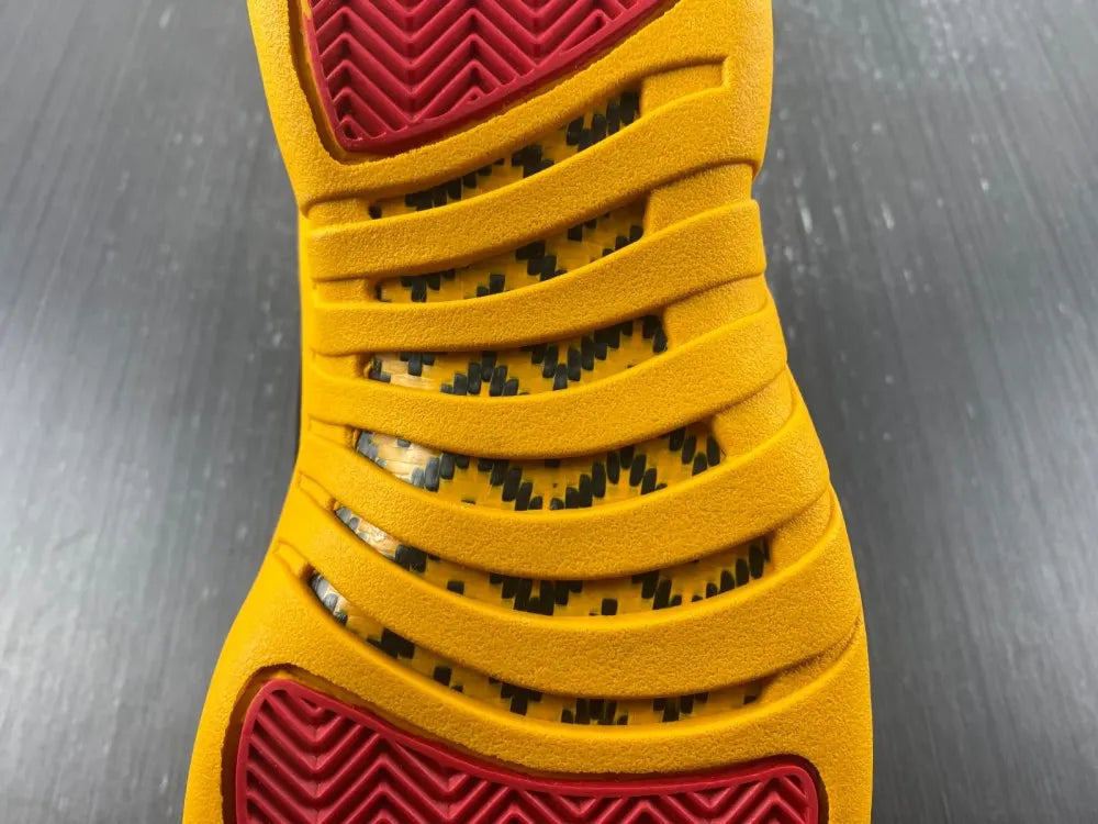 Air Jordan 12 White Taxi - Hình 7