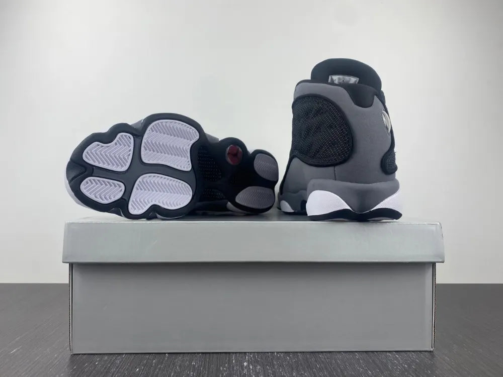 classic Air Jordan 13 White Black - Hình 13