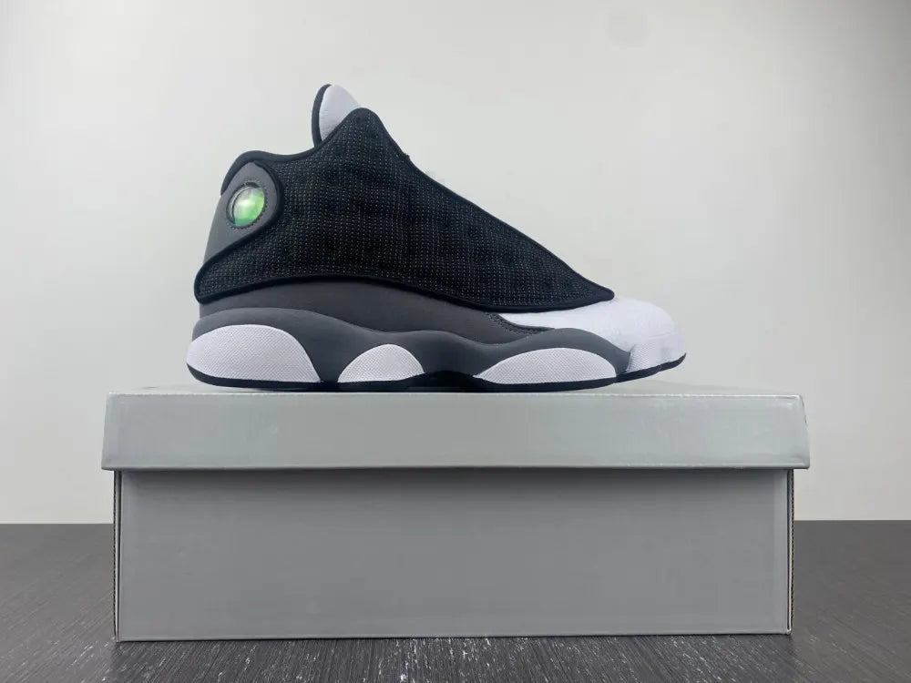 classic Air Jordan 13 White Black - Hình 12
