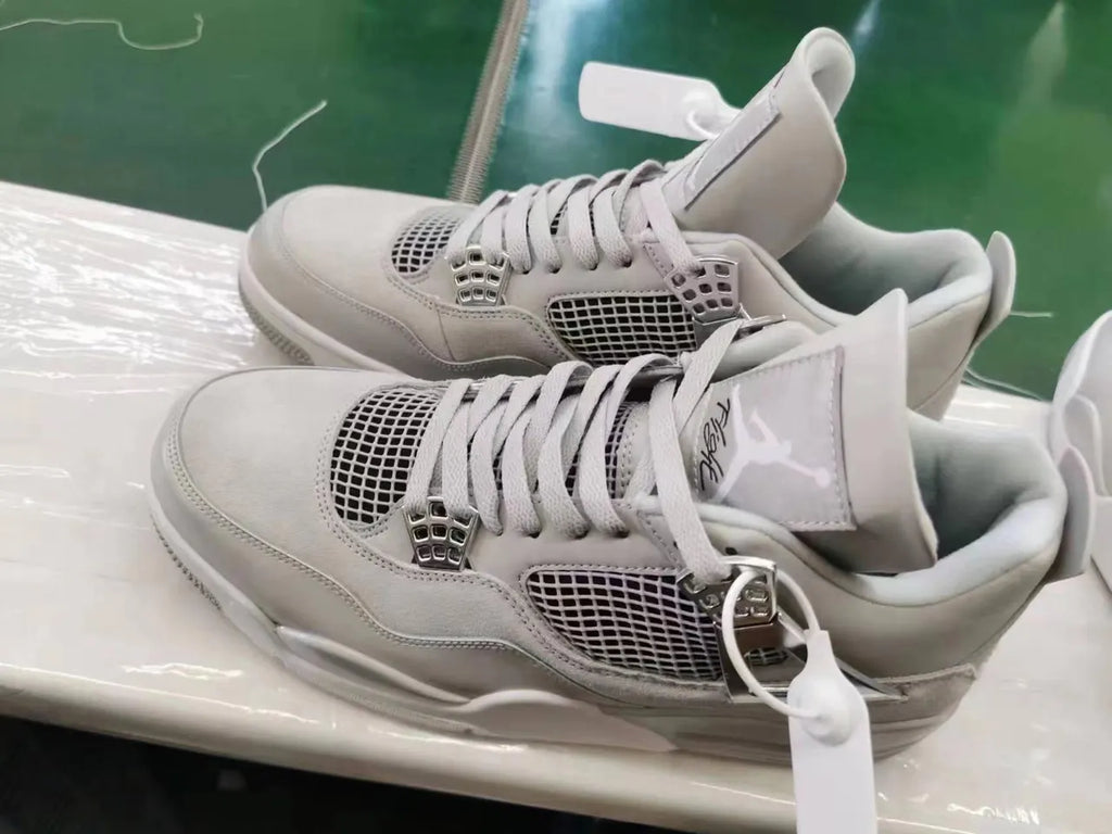 Jordan 4 Metallic Silver - Hình 3