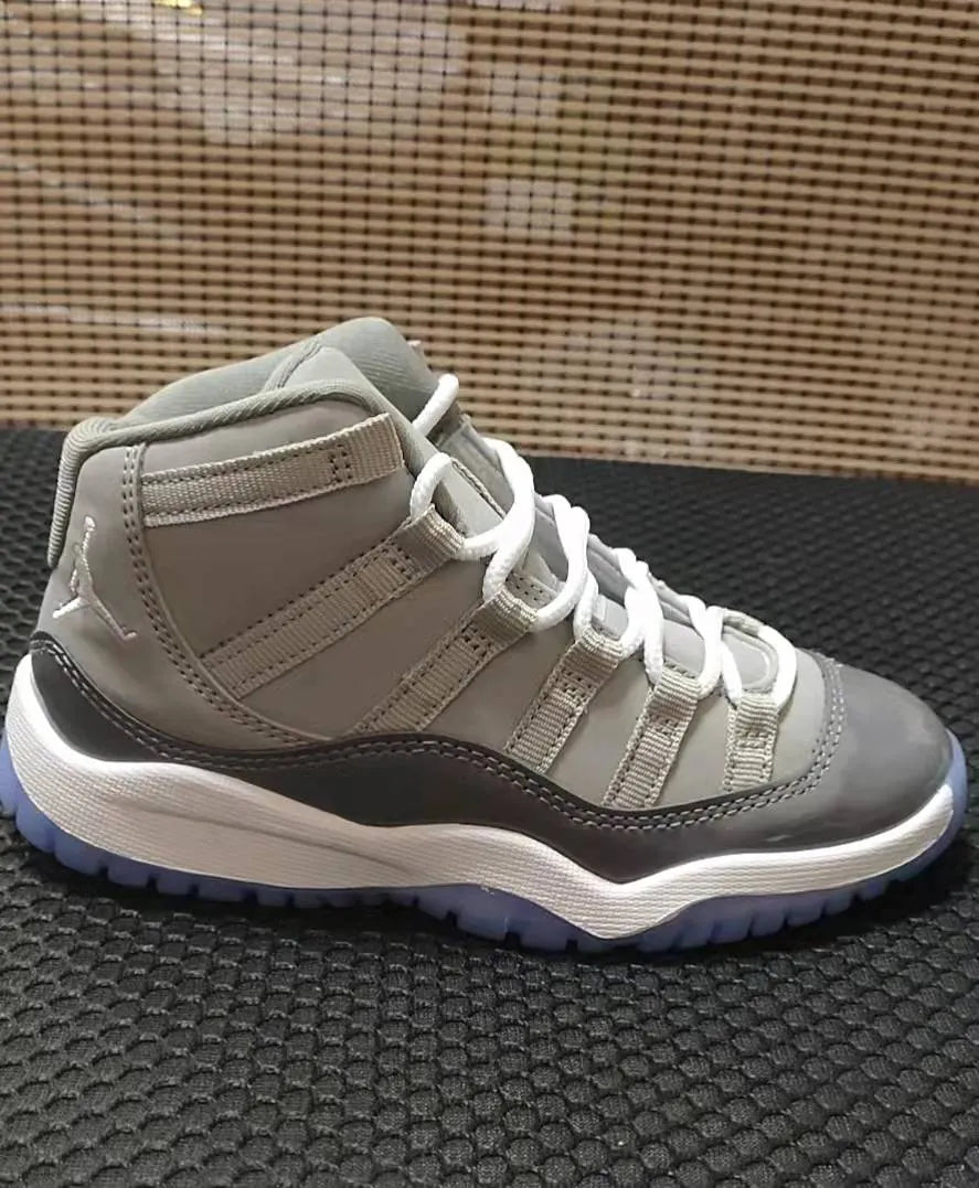 Air Jordan 11 Cool Grey iconic - Hình 2