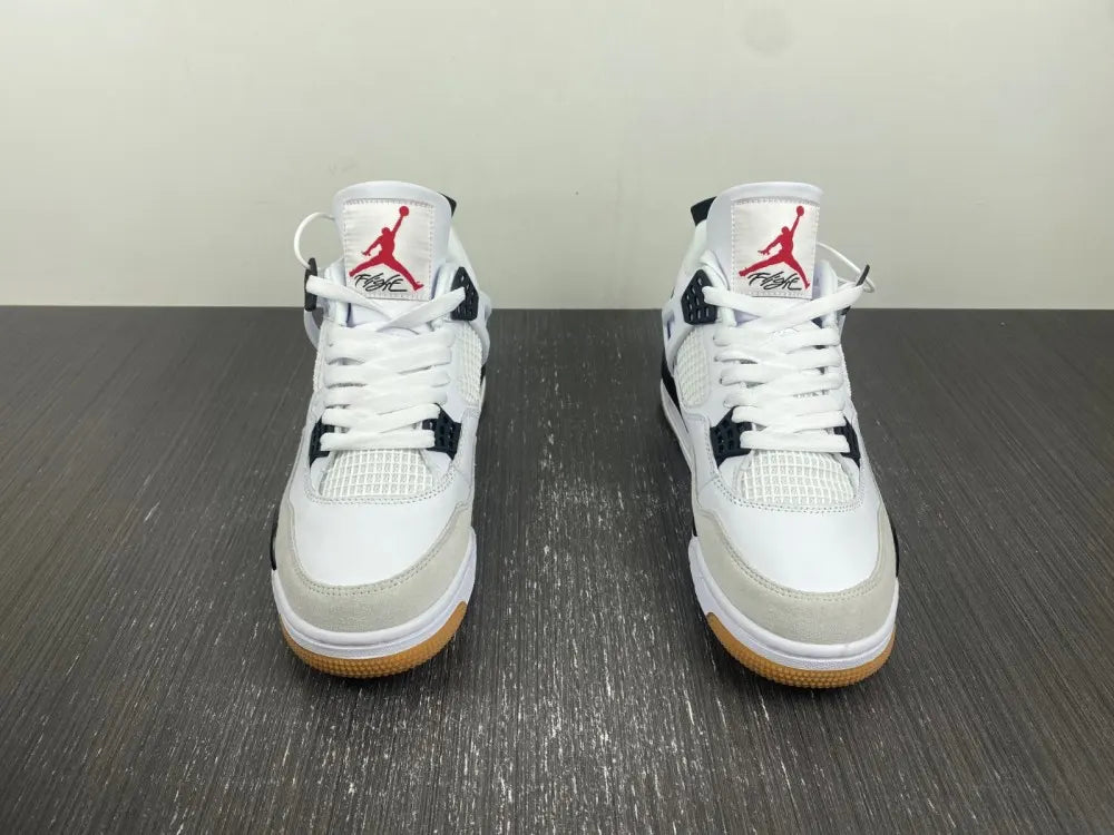 Air Jordan 4 Retro White Gum - Hình 10
