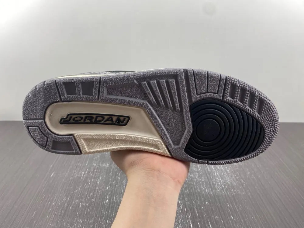 iconic Air Jordan 3 Retro Black Cement - Hình 6