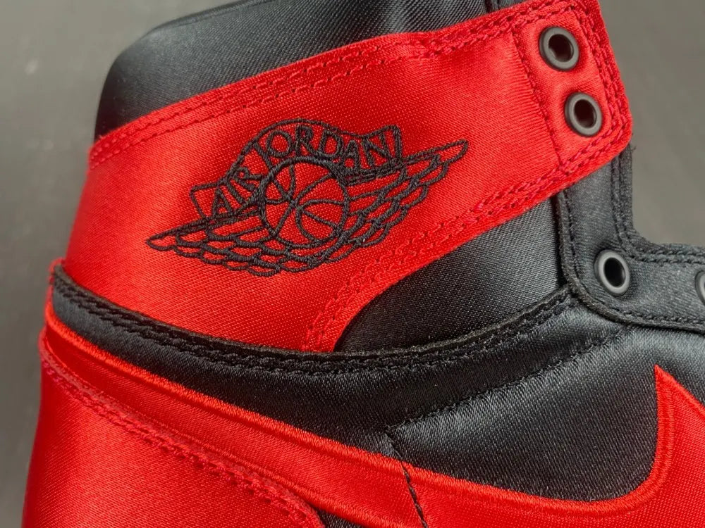 premium Air Jordan 1 Satin Red - Hình 20