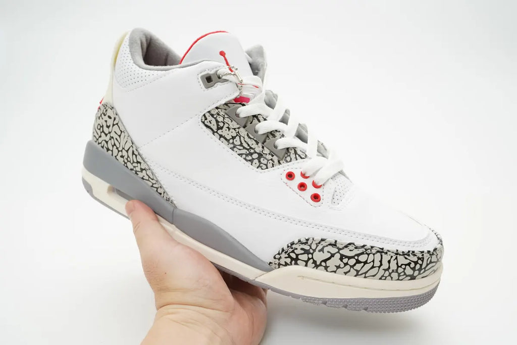 Air Jordan 3 White Cement retro iconic - Hình 2