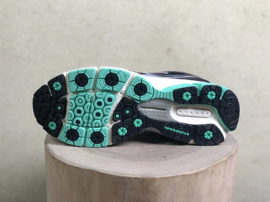 NB 860 V3 Black Teal - Hình 2