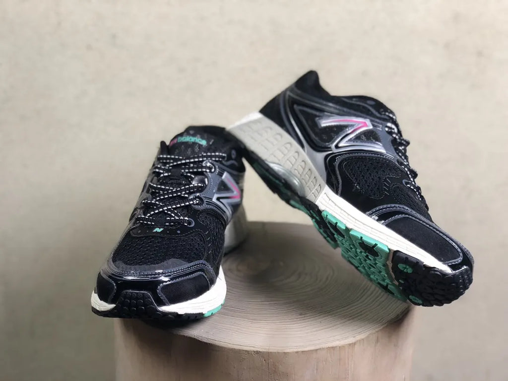 NB 860 V3 Black Teal - Hình 3
