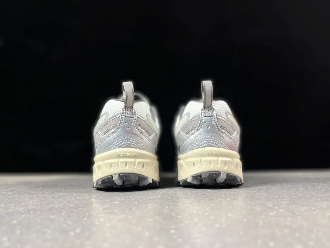 NB 410 v7 Silver - Hình 4
