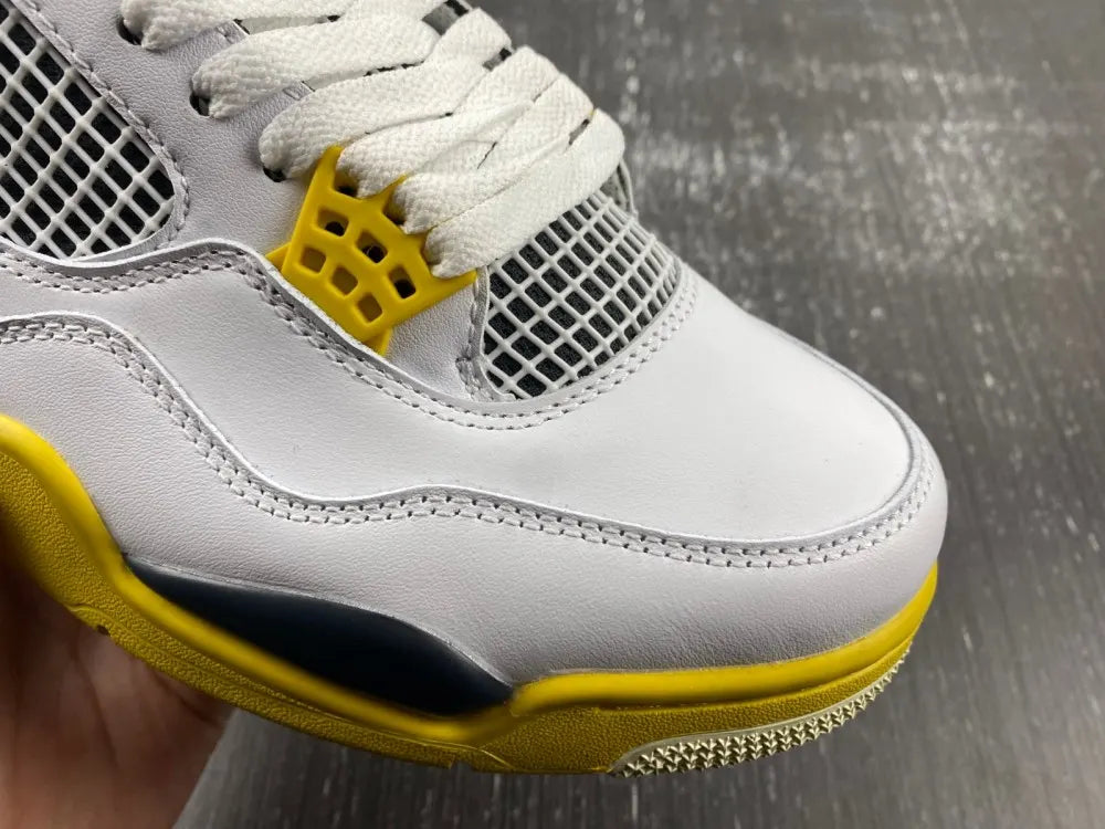 Air Jordan 4 Retro White/Yellow - Hình 13