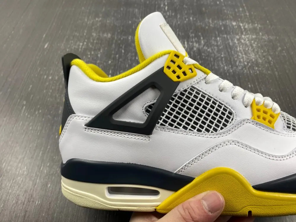Air Jordan 4 Retro White/Yellow - Hình 7