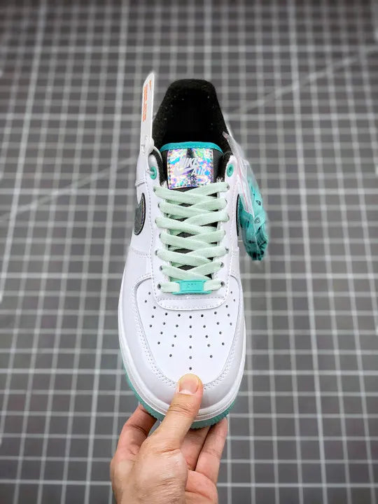 Nike Air Force 1 White Iridescent - Hình 5