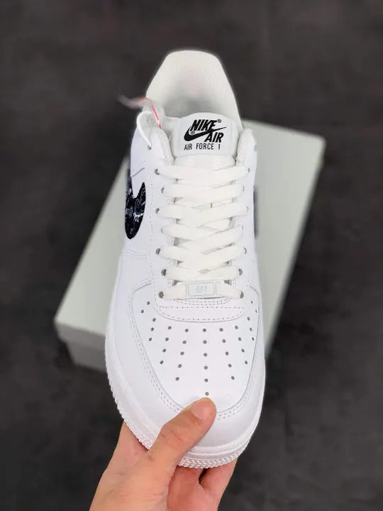 limited Nike Air Force 1 White Paisley - Hình 3