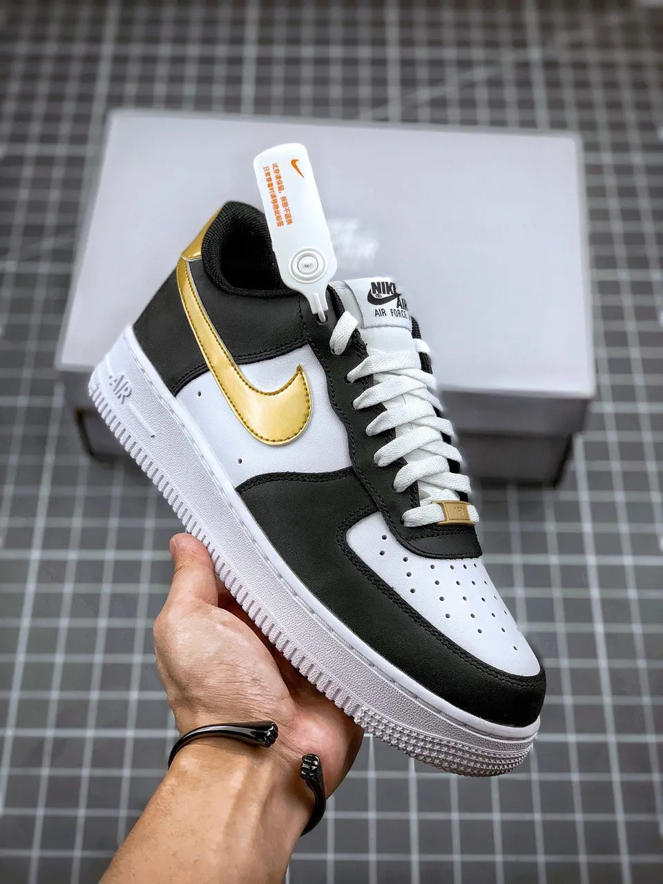Nike Air Force 1 Black Gold