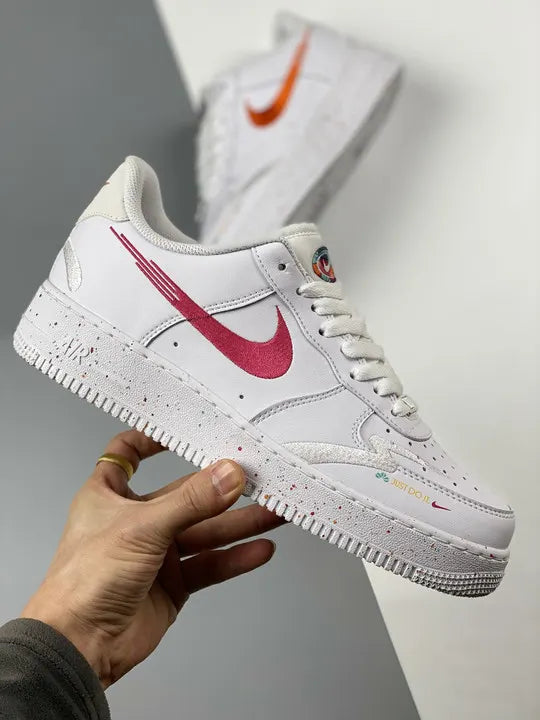 Nike Air Force 1 White Red Splatter - Hình 4