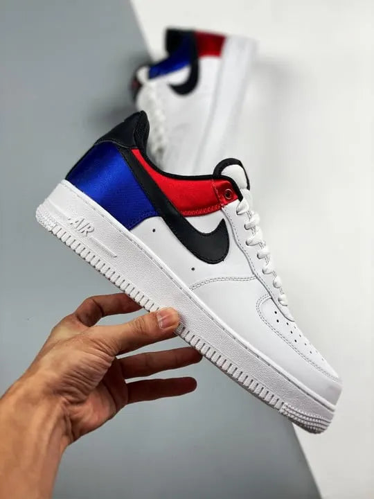 white Nike Air Force 1 LV8 - Hình 3