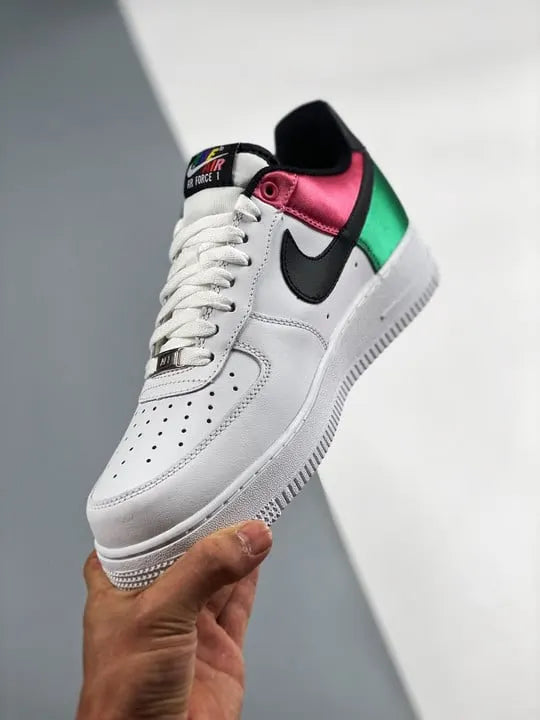 white Nike Air Force 1 LV8 - Hình 5
