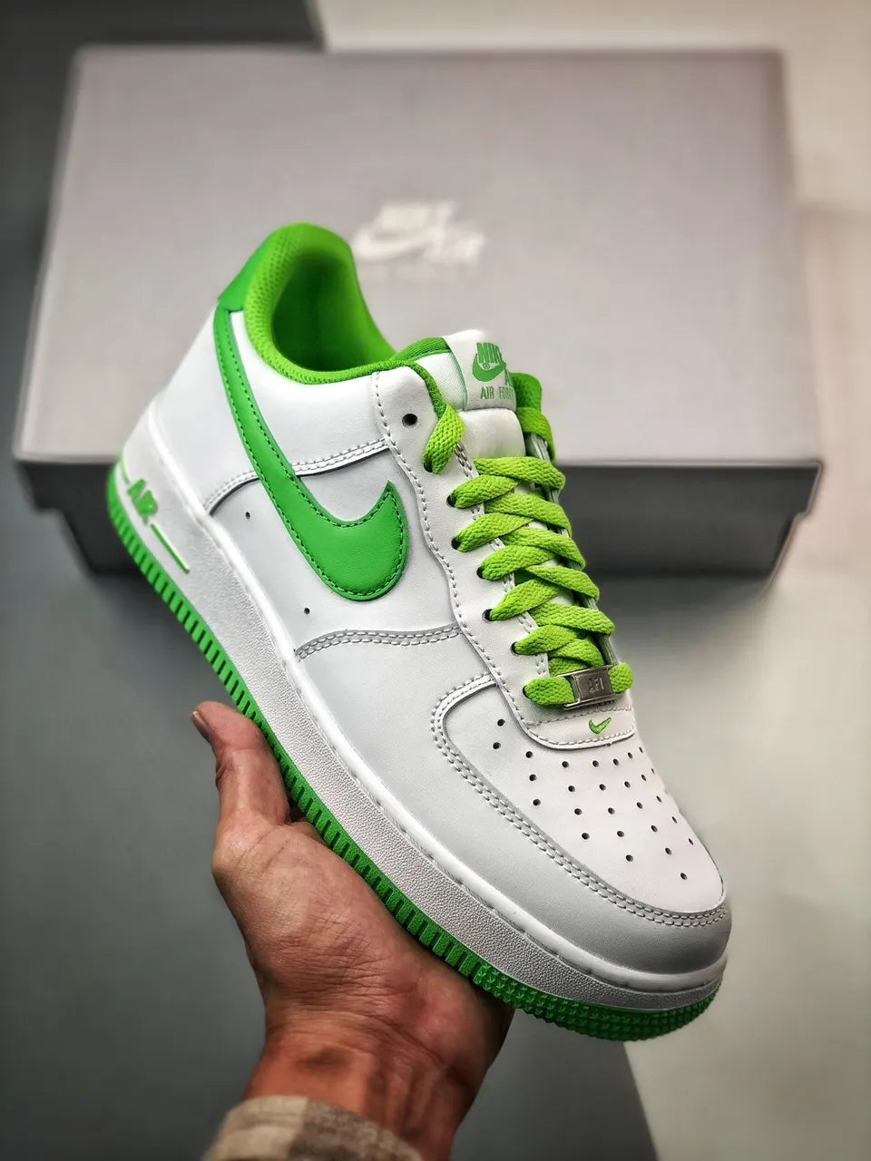 iconic Nike Air Force 1 White Green