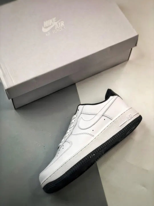 Nike Air Force 1 '07 LV8 White/Black - Hình 3