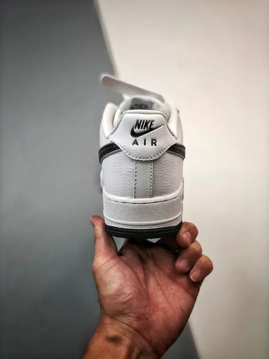white Nike Air Force 1 '07 - Hình 2