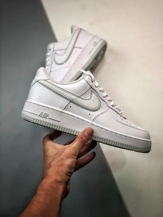 crisp Nike Air Force 1 '07 - Hình 2