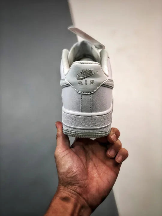 crisp Nike Air Force 1 '07 - Hình 8