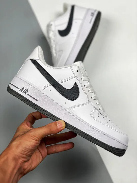 Nike Air Force 1 White/Black - Hình 2