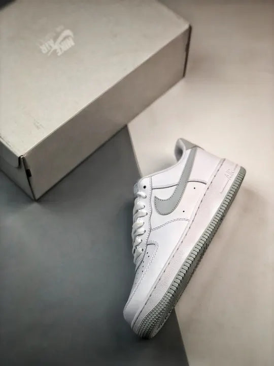 Nike Air Force 1 White/Grey - Hình 3