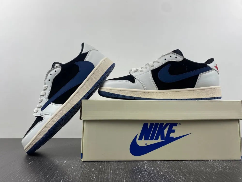 Air Jordan 1 Low Black/Navy