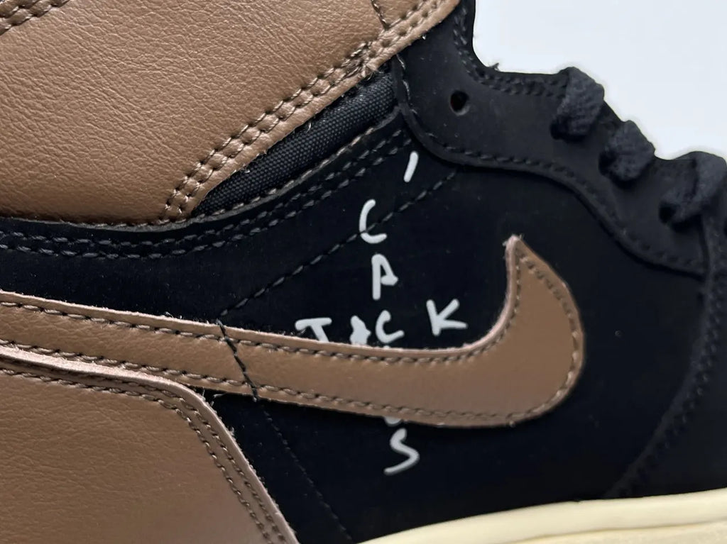 Travis Scott Air Jordan 1 High - Hình 9