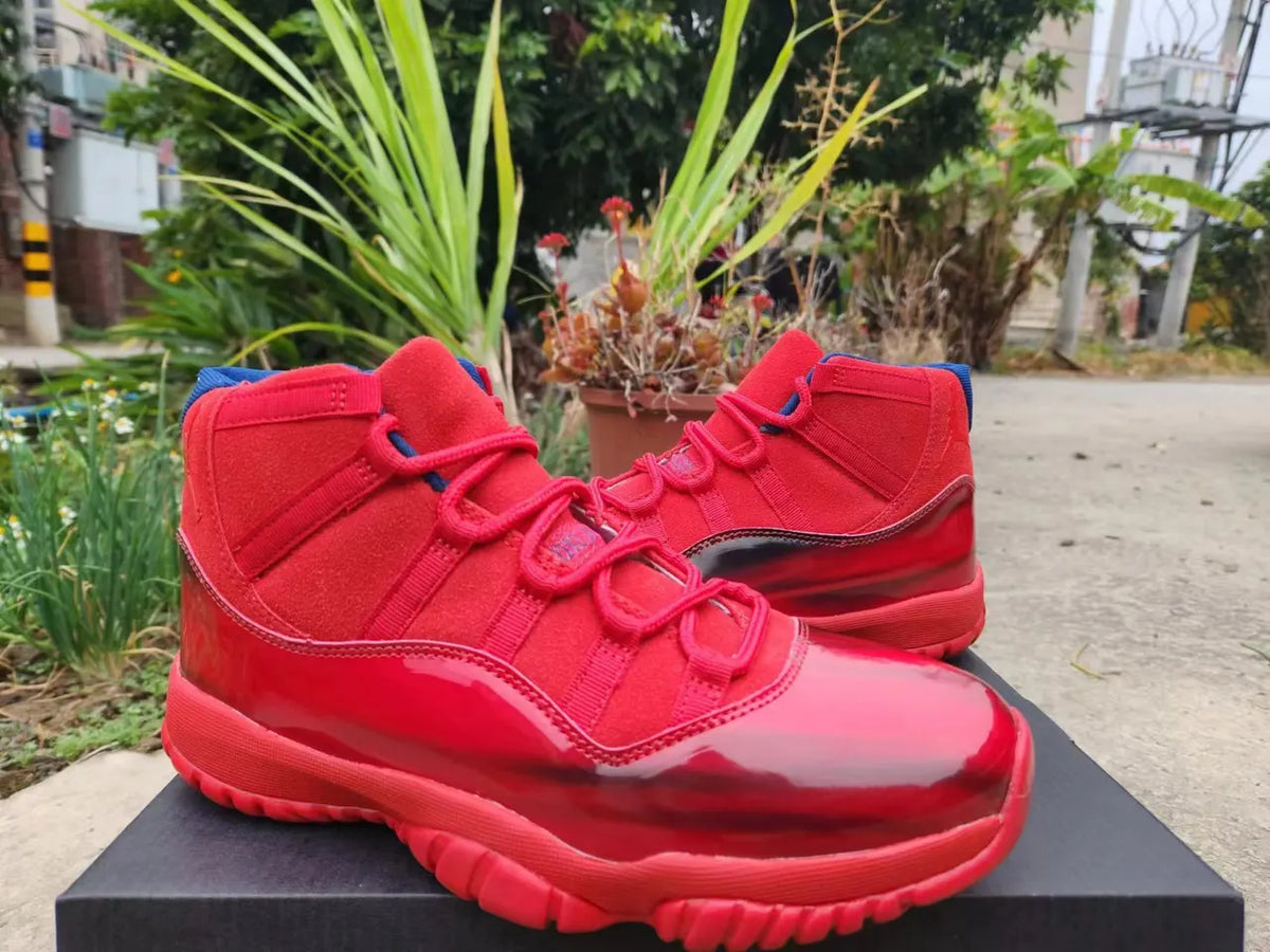 Air Jordan 11 Retro Red Velvet - Hình 4