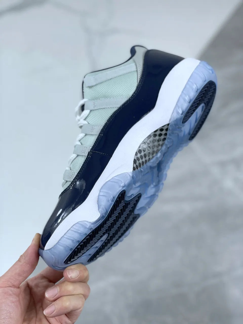Air Jordan 11 Navy Grey - Hình 4