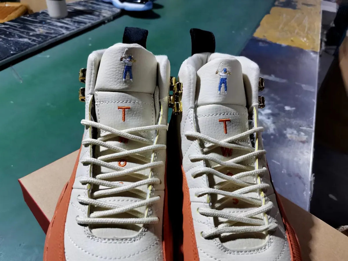 Air Jordan 12 White/Orange - Hình 2