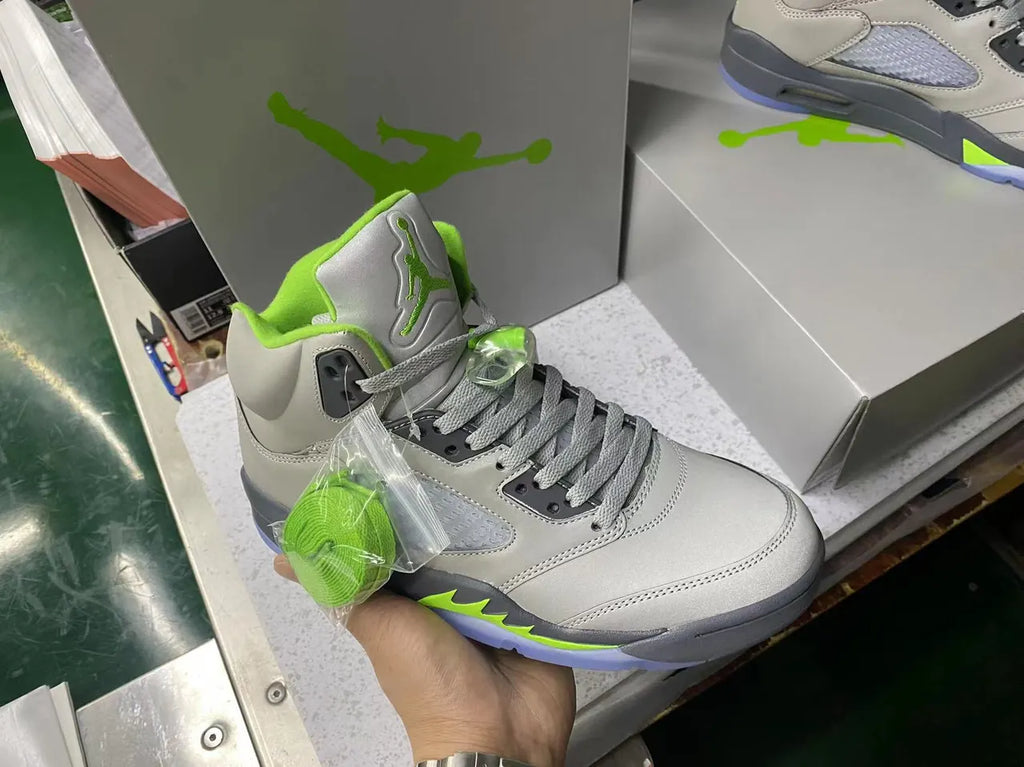 Air Jordan 5 White/Green - Hình 2