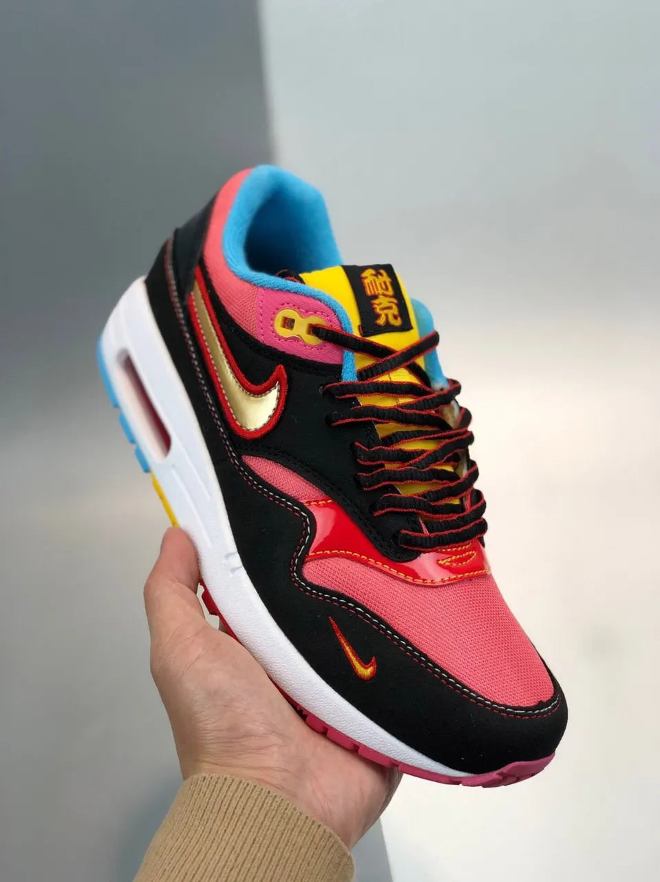 Nike Air Max 1 LNY