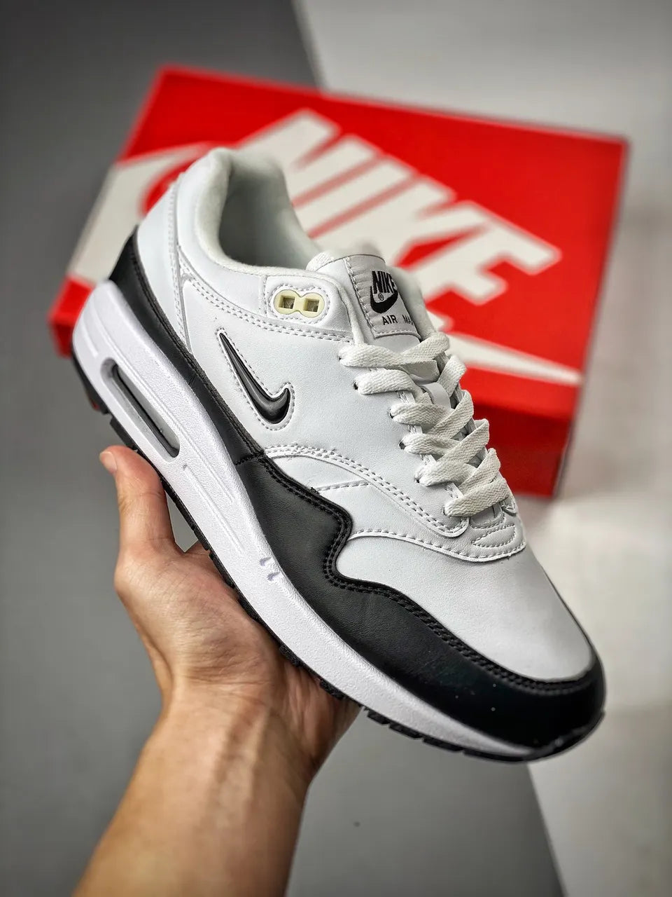 iconic comfort Nike Air Max 1 White Black
