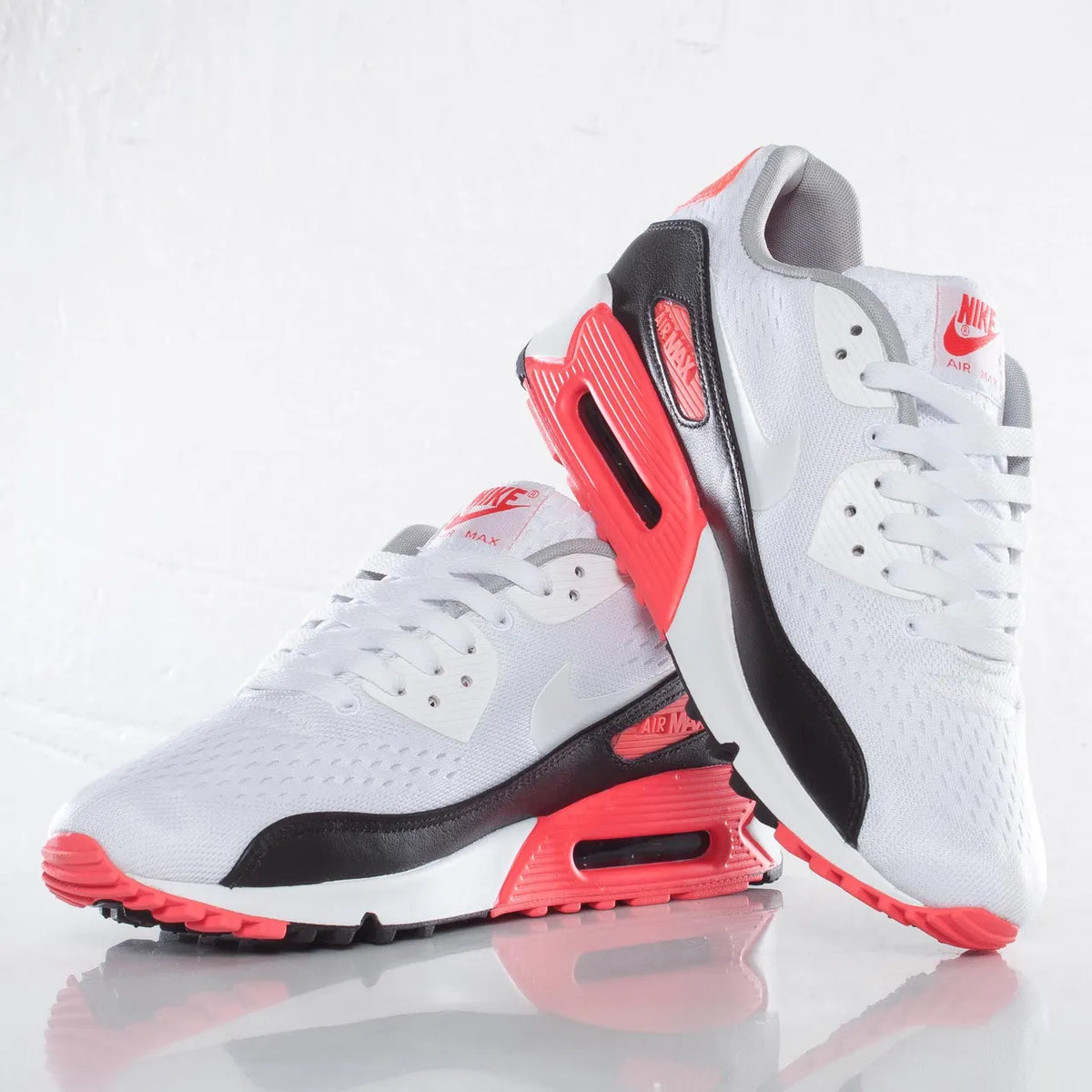 Nike Air Max 90 Ultra - Hình 3