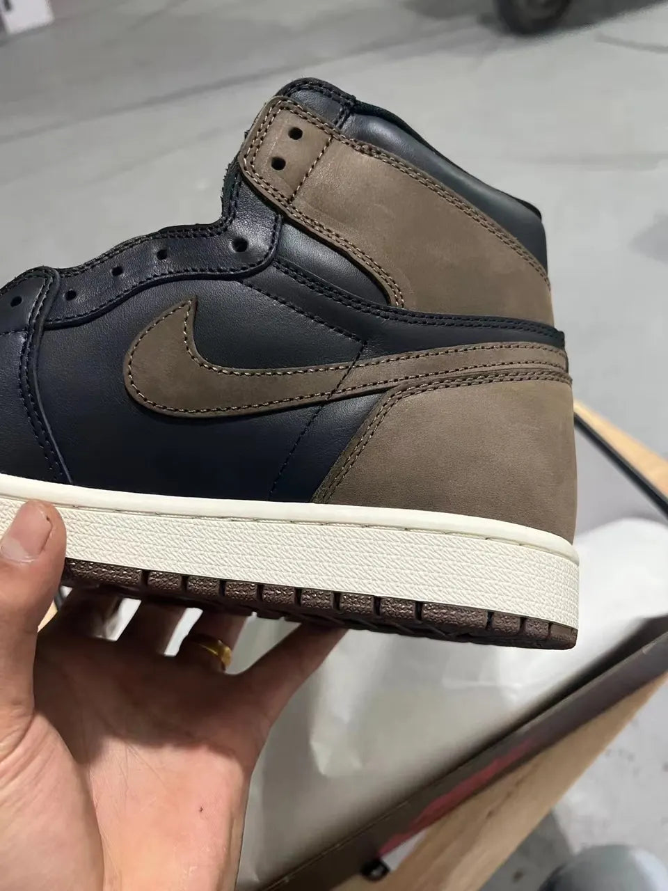Air Jordan 1 High Black Mocha - Hình 8
