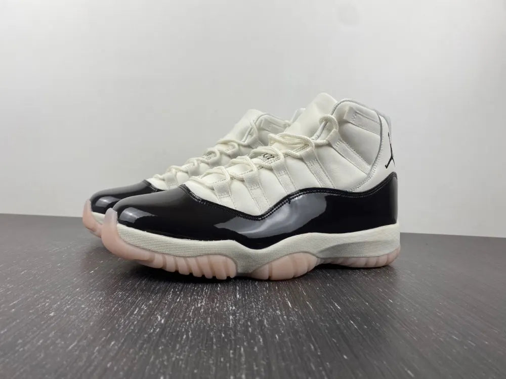 Air Jordan 11 Platinum Tint - Hình 16