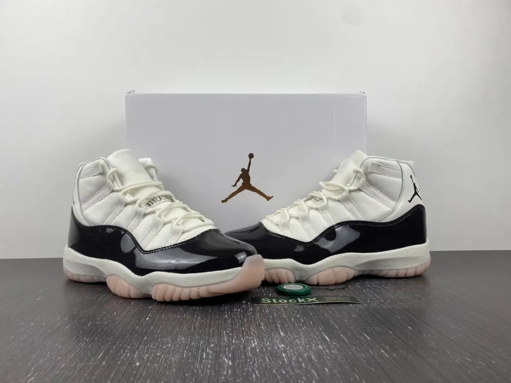 Air Jordan 11 Platinum Tint - Hình 12