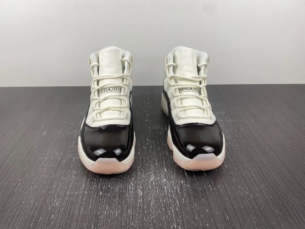Air Jordan 11 Platinum Tint - Hình 15