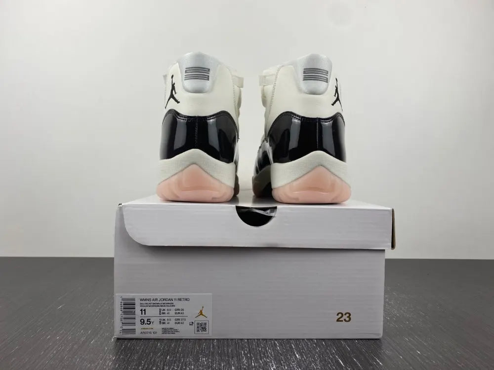 Air Jordan 11 Platinum Tint - Hình 5