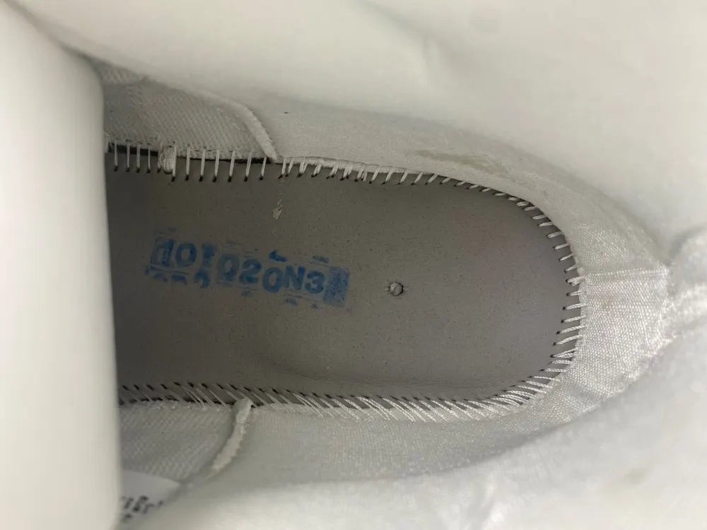 Air Jordan 11 Platinum Tint - Hình 3