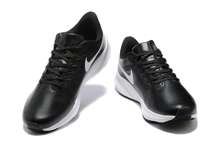 Nike Structure 24 Black/White - Hình 2