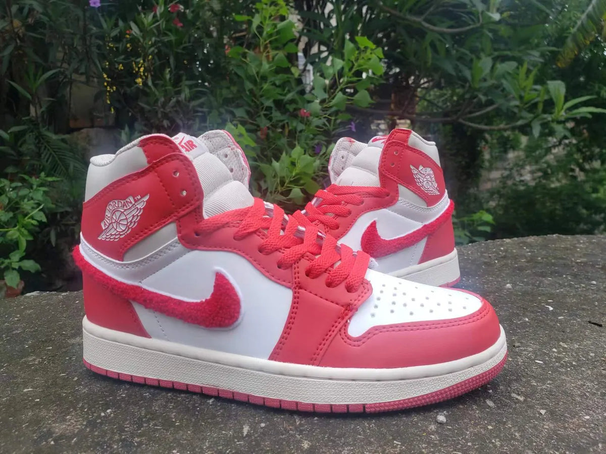 Jordan 1 Chenille Red - Hình 3