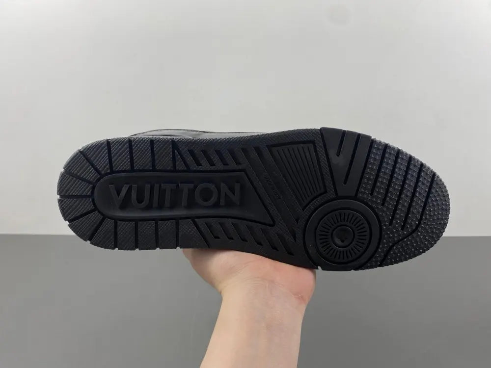 Louis Vuitton Air Jordan - Hình 10