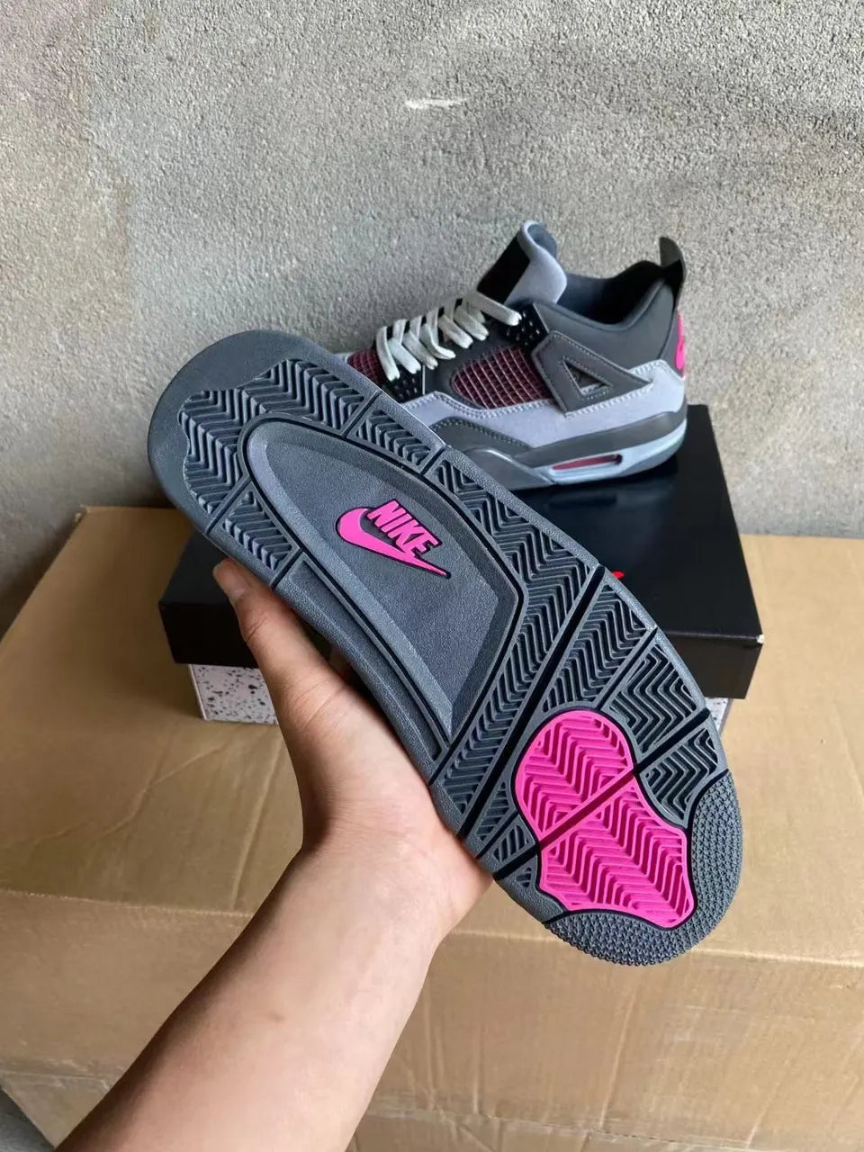 Air Jordan 4 Retro Grey Burgundy - Hình 4